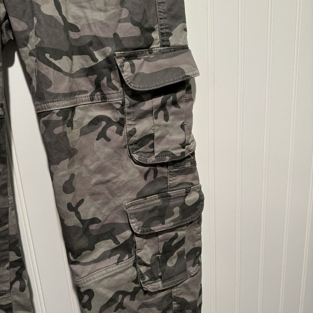 Abercrombie Fitch Camo Cargo Pants Gorpcore Size 4 - Picture 4 of 7